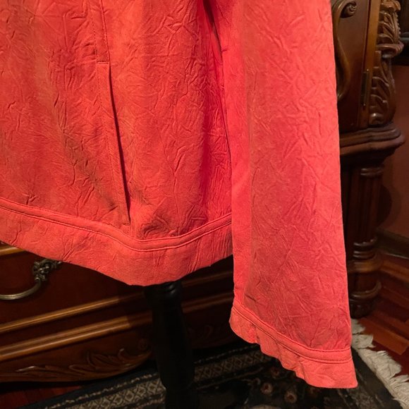 "Chico's" Textured Ruffled Jacket - Picture 4 of 6